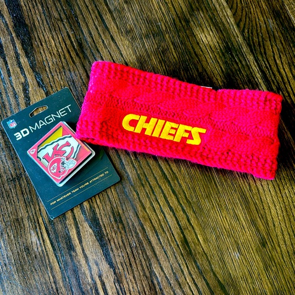 Chiefs gear - Picture 1 of 6